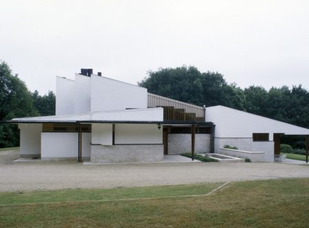 Louis Carré's house by architect Alvar Aalto