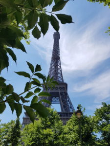 "Eiffel torni Pariisi" 