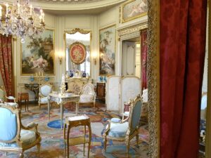 An elegant room in the museum Nissim de Camondo, Paris
